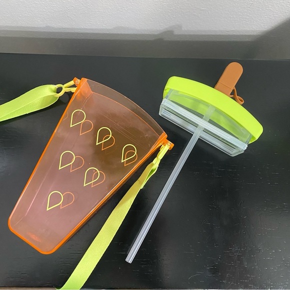 Large Capacity Cute Water Bottle with Strap and Straw Reusable Plastic~. - Picture 2 of 5